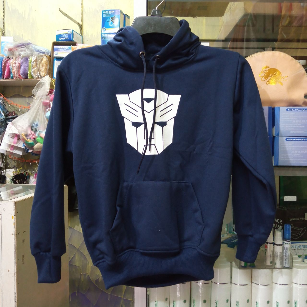 ini adalah Jaket Anak Transformers Hitam, size: LD 78cm, material: fleece, color: hitam, brand: jaketanakindonesia, age_group: kids, gender: unisex