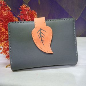 ini adalah Dompet Daun Orange, size: Mini, material: Synthetic, color: Grey, brand: Dompetindonesia, age_group: all ages, gender: female