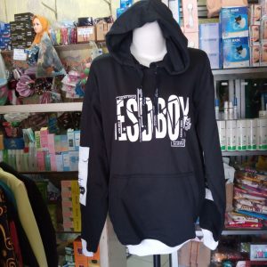 ini adalah Jaket Esoboy Hitam, size: L, material: Fleece, color: black, brand: esohoodieindonesia, age_group: all ages, gender: unisex
