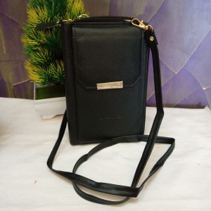 ini adalah Tasel Vesa Hitam, size: 17 cm x 10 cm , material: synthetic, color: black, brand: tasvesaindonesia, age_group: all ages, gender: female