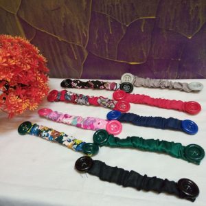 ini adalah Konektor Masker, size: small, material: carron, color: multicolor, brand: aksesoricepu, age_group: all ages, gender: unisex