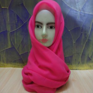 ini adalah Bella Square Fuchia, size: 115cmx115cm, material: Double Hicon, color: pink fuchia, brand: BellaSquareCepu, age_group: all ages, gender: female