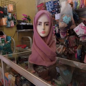 ini adalah Bella Square Lavender, size: 115cmx115cm, material: Double Hicon, color: purple lavender, brand: BellaSquareCepu, age_group: all ages, gender: female