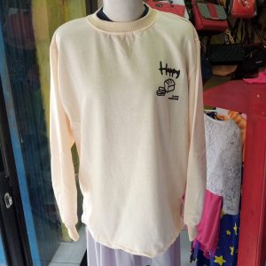 ini adalah Sweater Bread Cream, size: LD 105cm, Panjang 70cm, material: Fleece, color: cream, brand: Sweaterbreadcepu, age_group: all ages, gender: female