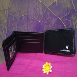 ini adalah Dompet Pria PB Hitam, size: medium, material: synthetic, color: black, brand: PB-Dompet, age_group: all ages, gender: male