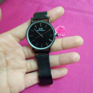 ini adalah Jam Magnet Black Full, size: 3cm, material: stainlessteel, color: Black, brand: Jamtangancepu, age_group: all ages, gender: unisex