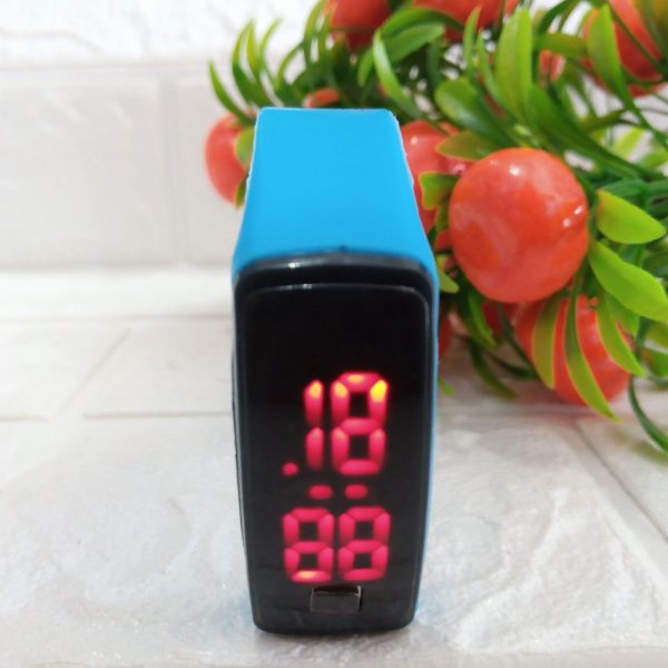 ini adalah Jam Tangan LED Birmud, size: One Size, material: rubber, color: Light blue, brand: Jamtangancepu, age_group: teen, gender: female