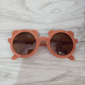 ini adalah Kacamata Anak Bear Orange, size: 11.5cm,4.5cm,1.2cm, material: plastic, color: dark orange, brand: Aksesorianakcepu, age_group: kids, gender: unisex