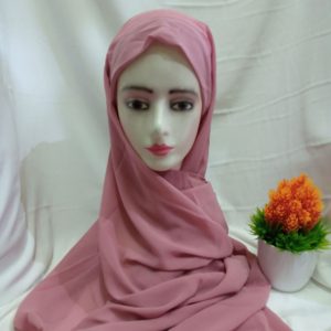 ini adalah Pasmina Inner Dusty, size: 75cmx175cm, material: cotton ceruty, color: pink dusty, brand: Pashminainnercepu, age_group: all ages, gender: female