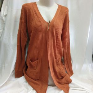 ini adalah Rajut Cardy Belle Coral, size: Long 85cm, material: Wol, color: coral, brand: Cardy belle cepu, age_group: all ages, gender: female