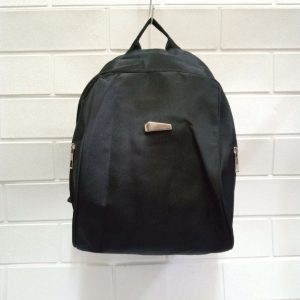 ini adalah Tas Karli Hitam, size: 30 cm x 25 cm, material: mikro, color: black, brand: Tasranselkarlicepu, age_group: all ages, gender: female