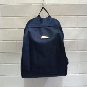 ini adalah Tas Karli Navy, size: 30 cm x 25 cm, material: mikro, color: navy, brand: Tasranselkarlicepu, age_group: all ages, gender: female