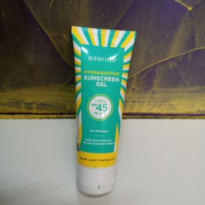 ini adalah Azarine Sunscreen Gel SPF45, brand: azarine, age_group: all ages, gender: female
