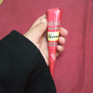 ini adalah Henna Marun, color: Maroon, brand: Hena, age_group: all ages, gender: female