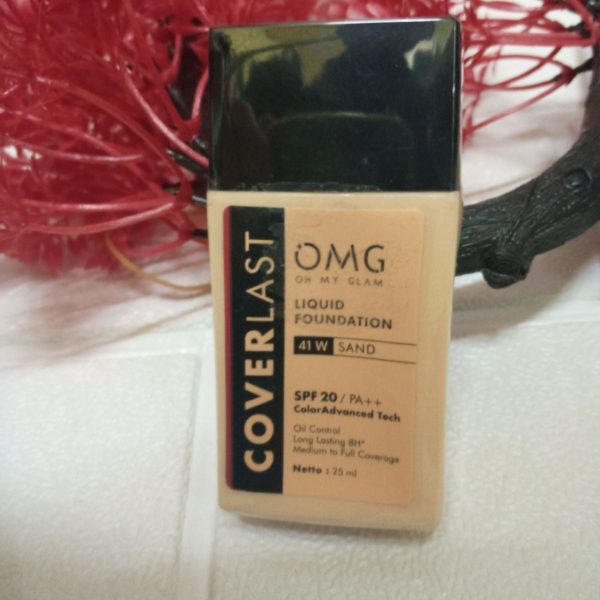 ini adalah OMG Liquid Foundation Sand, brand: Oh My Glam, age_group: all ages, gender: female