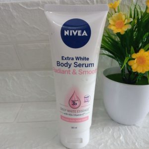 ini adalah Nivea Body Serum Radiant, brand: Nivea, age_group: adult, gender: female